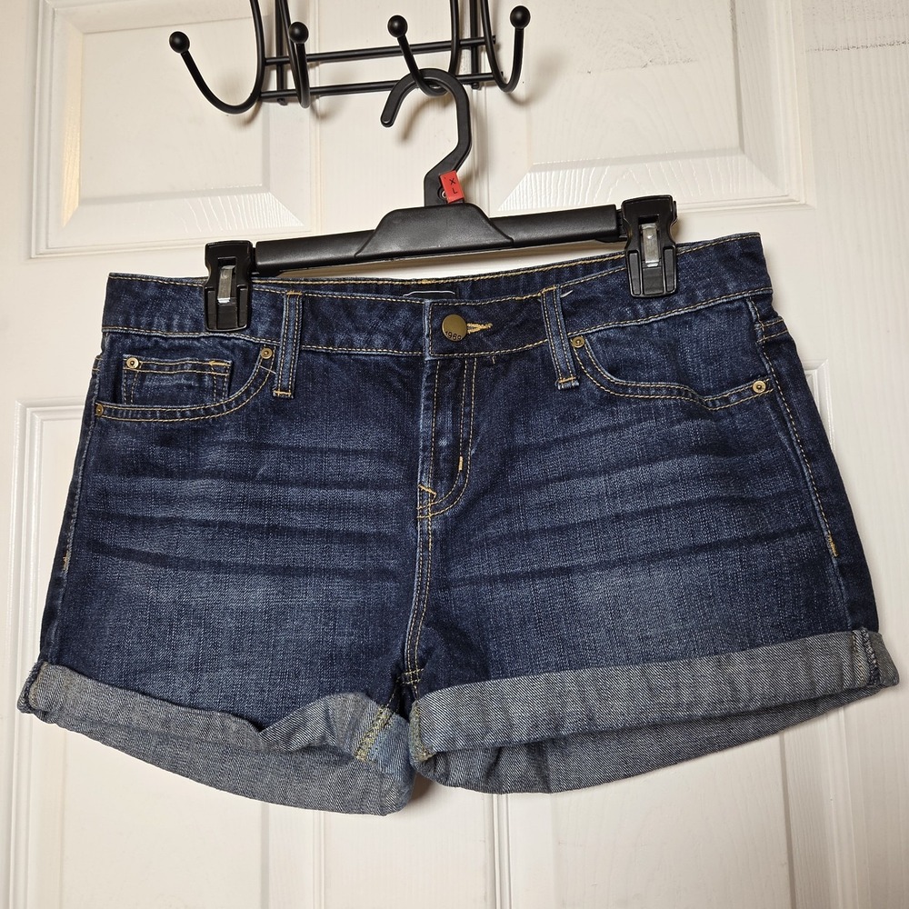 Gap sz 8 dark denim roll cuff hem jean shorts 100% cotton summer casual